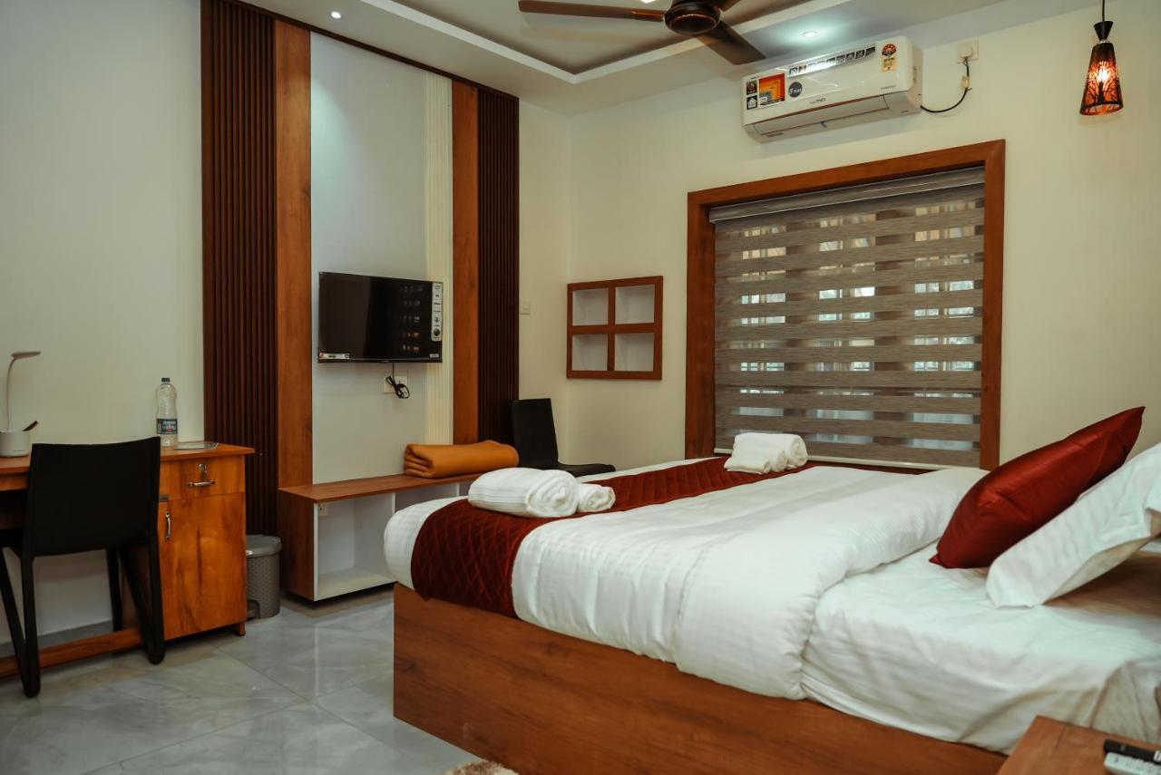 Kalloos Island Backwater Resort Kollam Εξωτερικό φωτογραφία